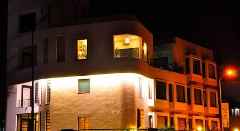 The Saneer Jaipur Hotell Exteriör bild